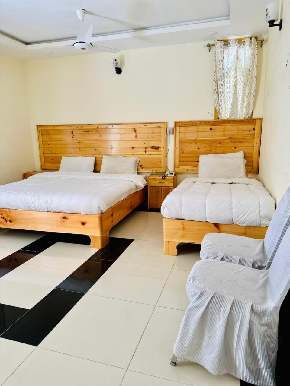 F R Darya E Swat Hotel Saidu Sharif Exteriör bild